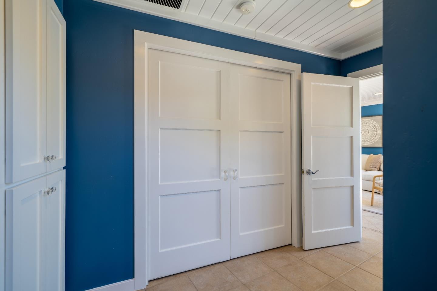 4120 Court Drive