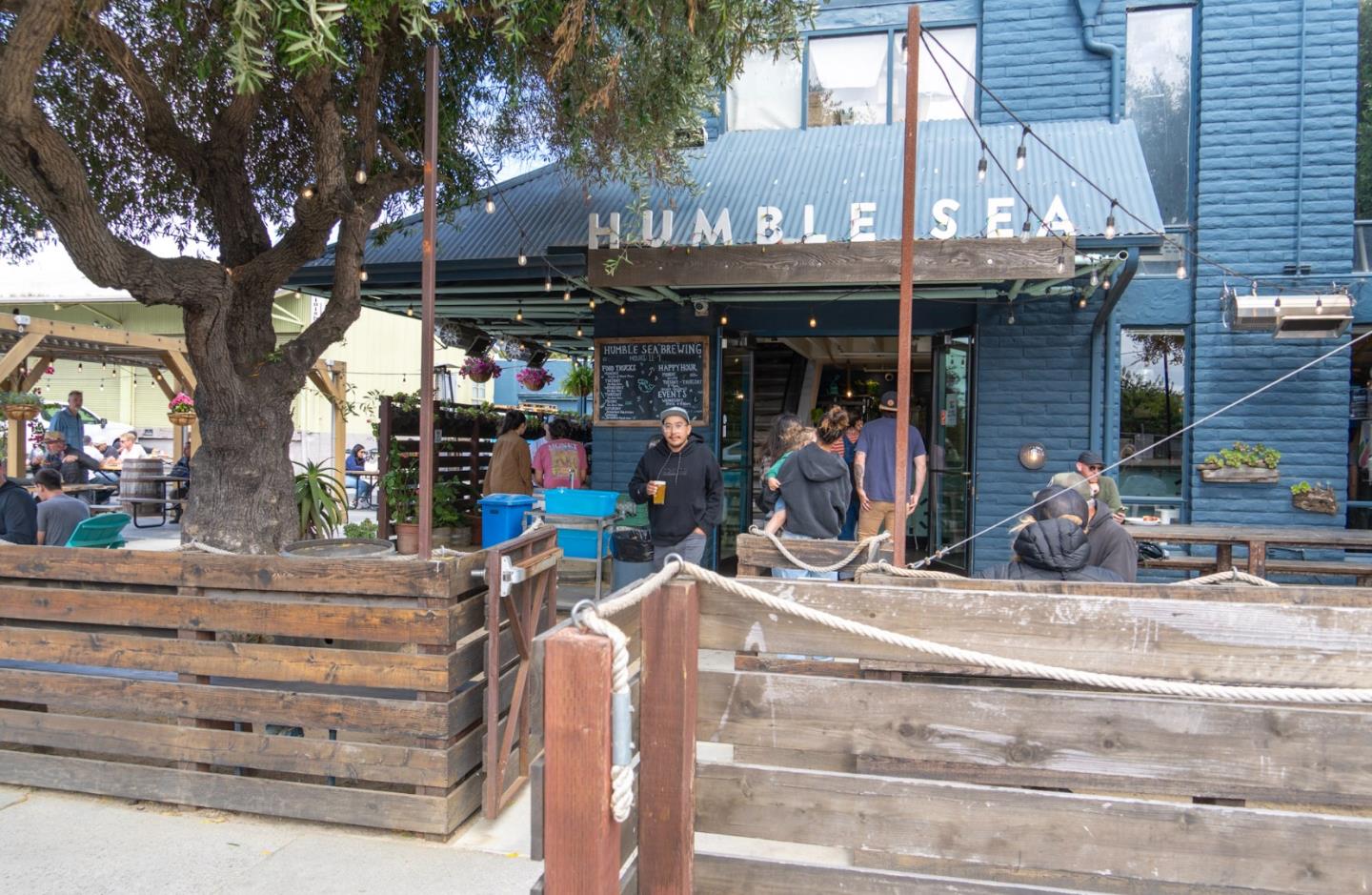 802 Modesto Avenue