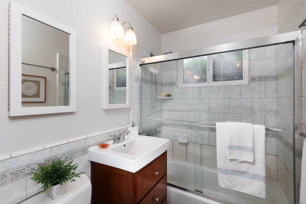 802 Modesto Avenue