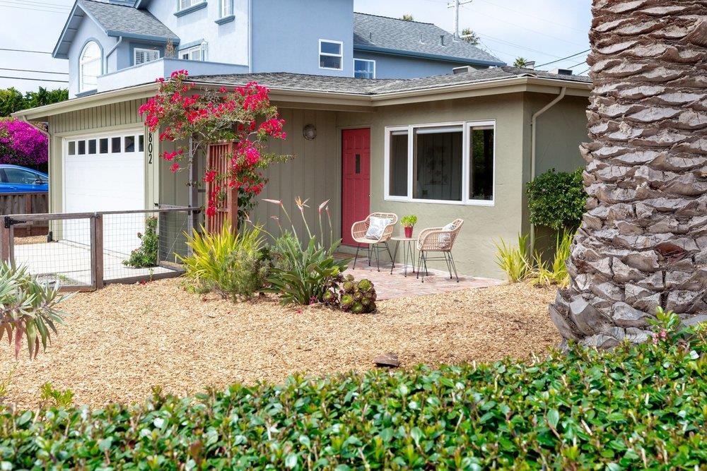 802 Modesto Avenue