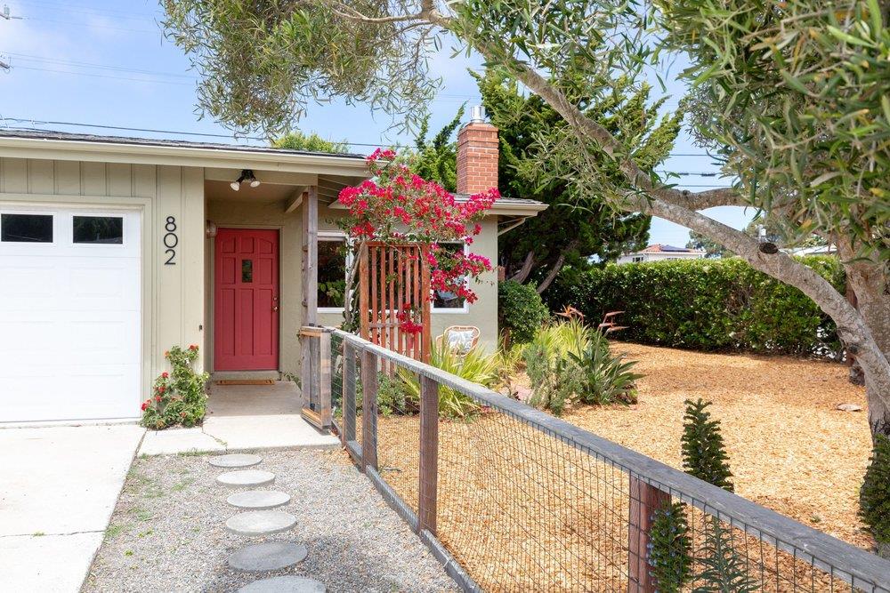 802 Modesto Avenue