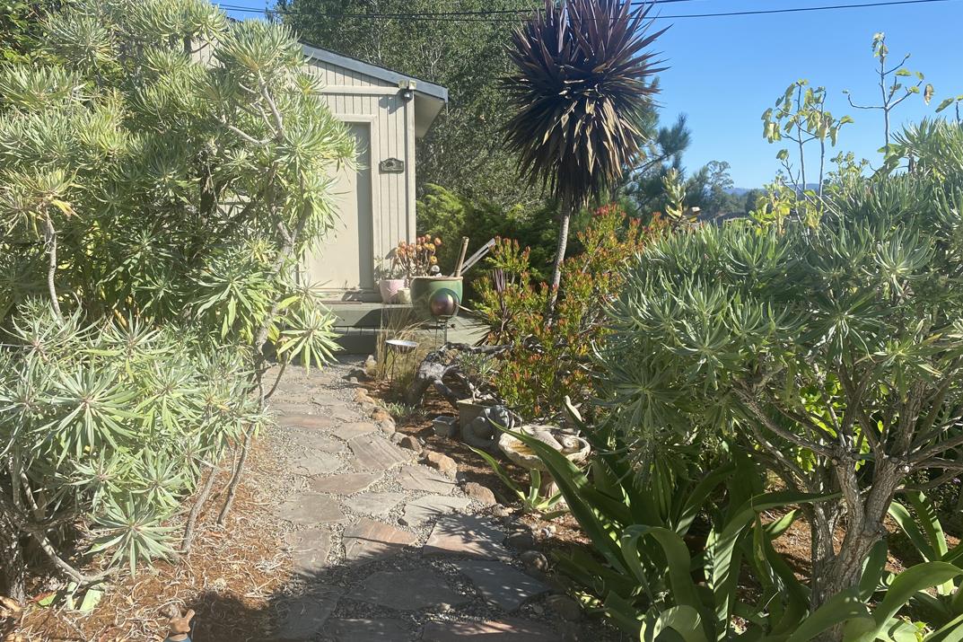 1430 Hidden Valley Road