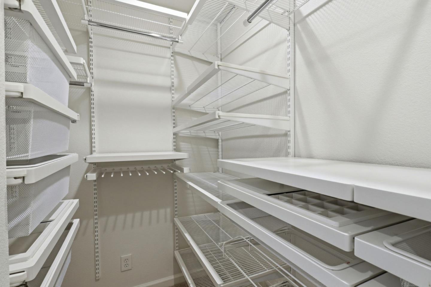 3239 Churnside Lane