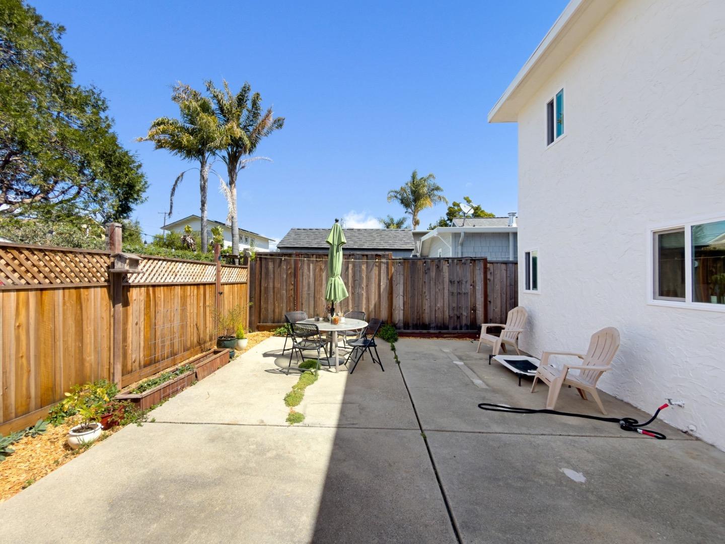 125 Mountain View AVE