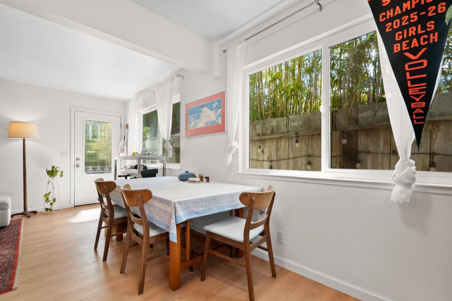 125 Mountain View AVE