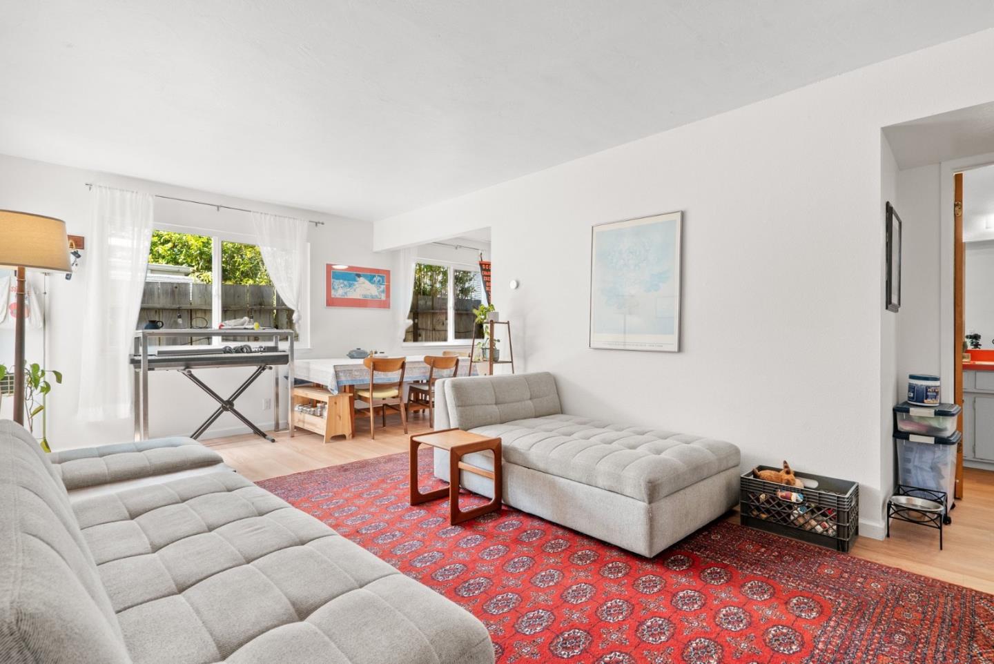 125 Mountain View AVE