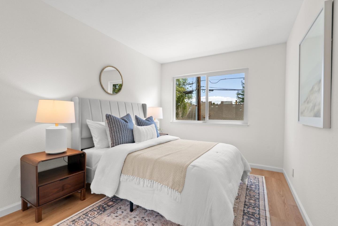 125 Mountain View AVE