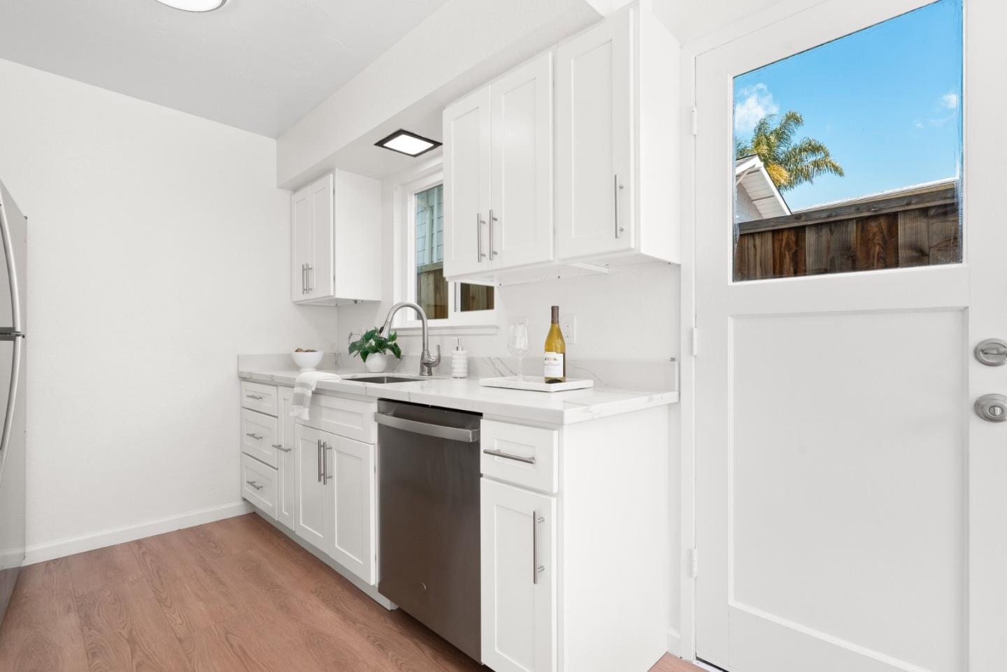 125 Mountain View AVE