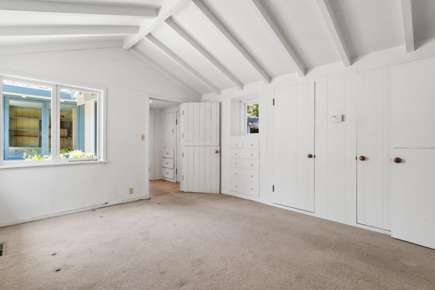 26 Pasatiempo Drive