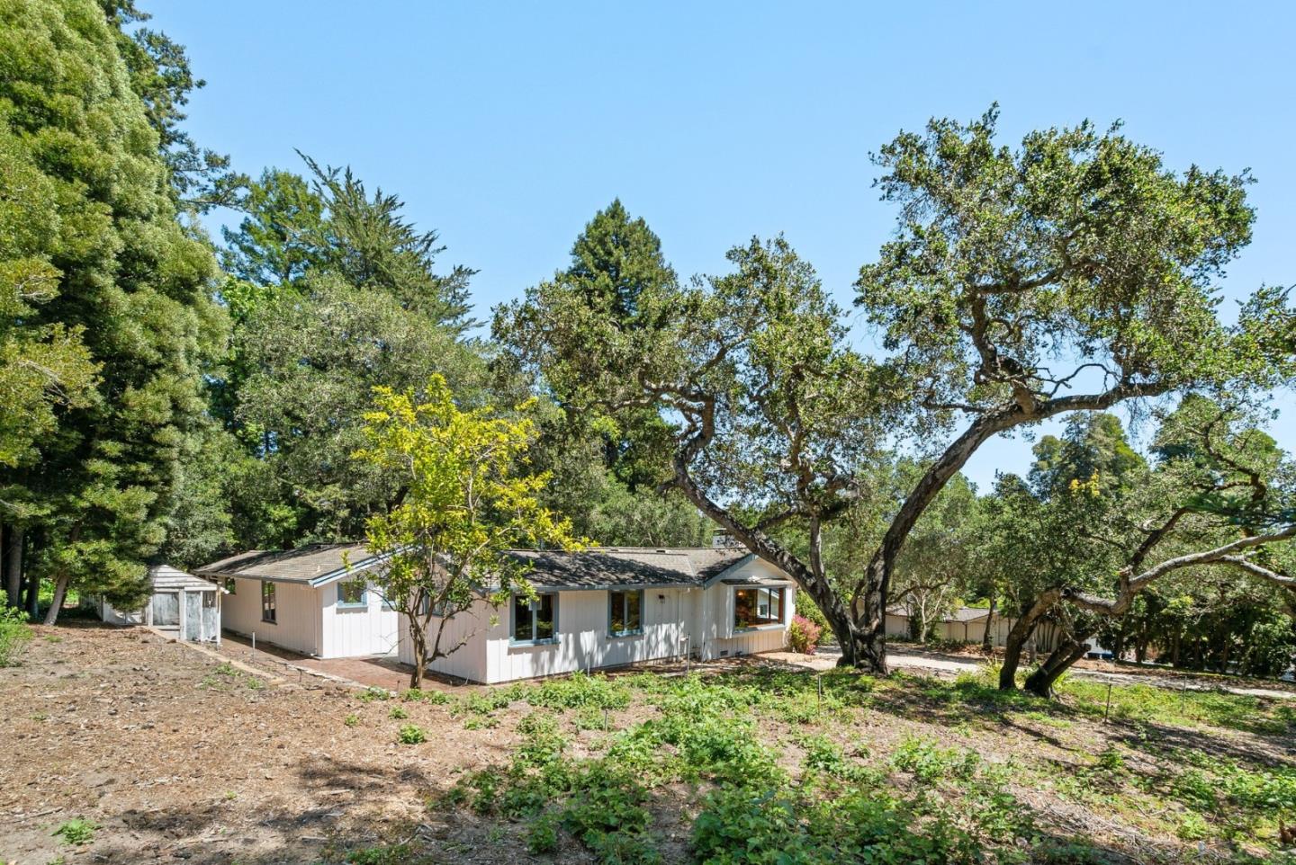 26 Pasatiempo Drive
