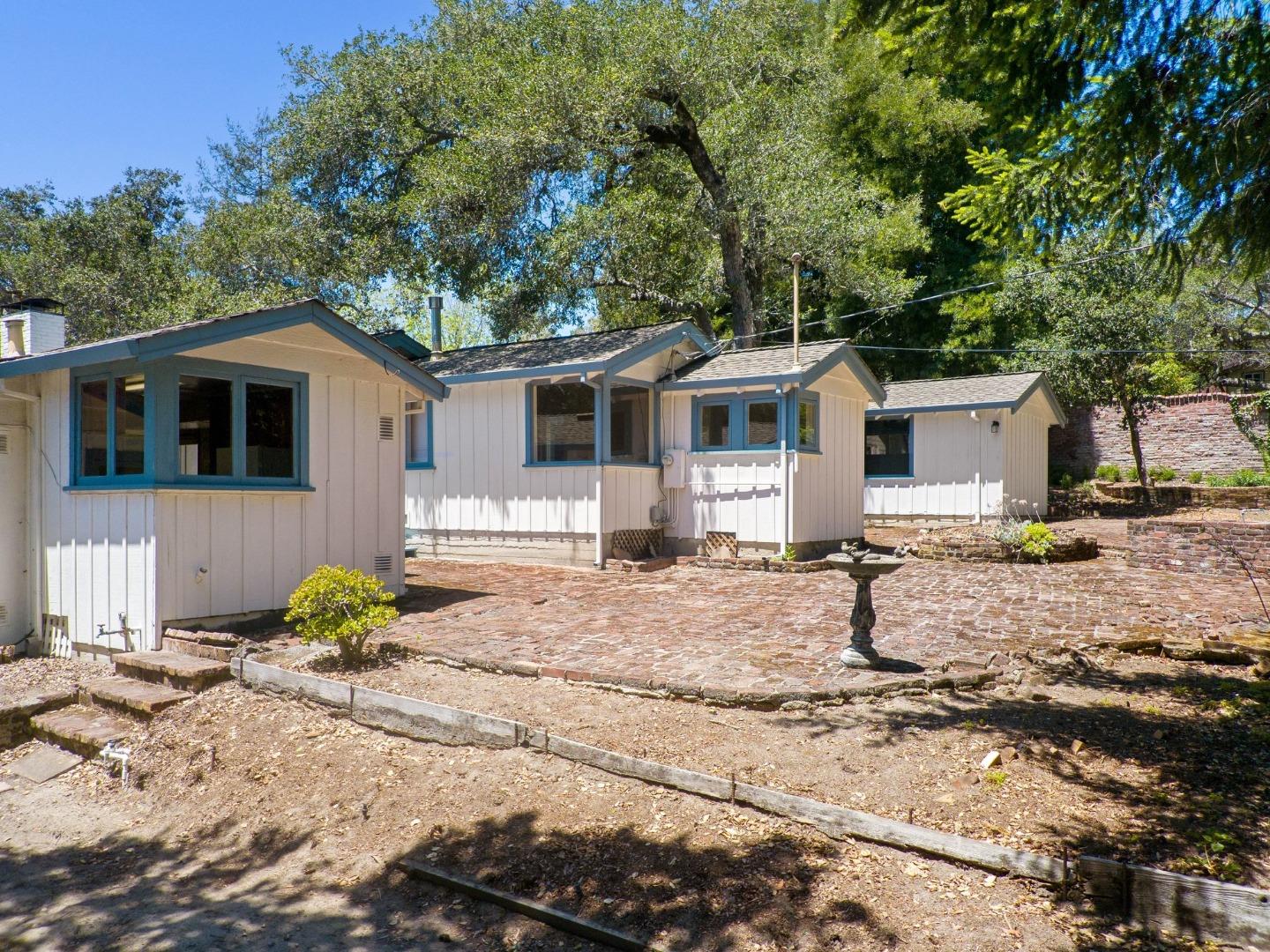 26 Pasatiempo Drive