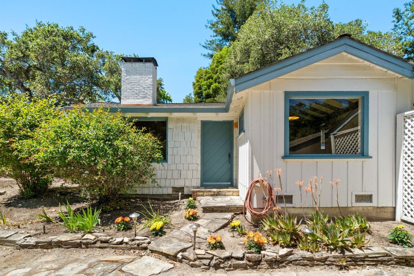 26 Pasatiempo Drive