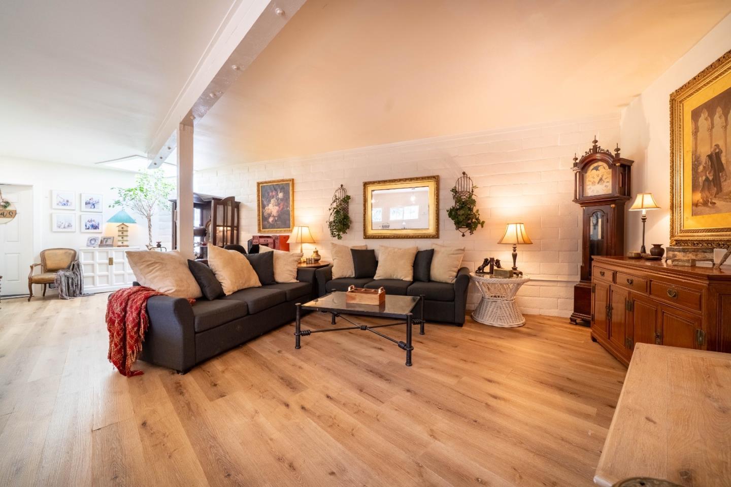 423 Nelson Rd.