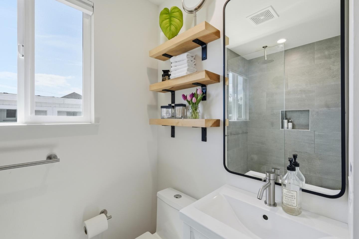 890 38th Avenue Unit: 48