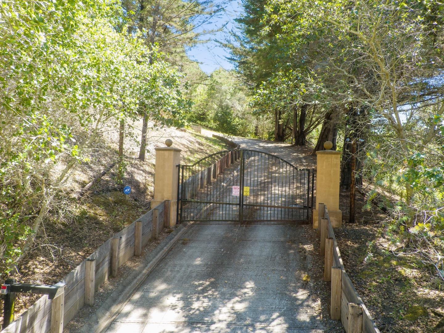 2240 N Rodeo Gulch RD