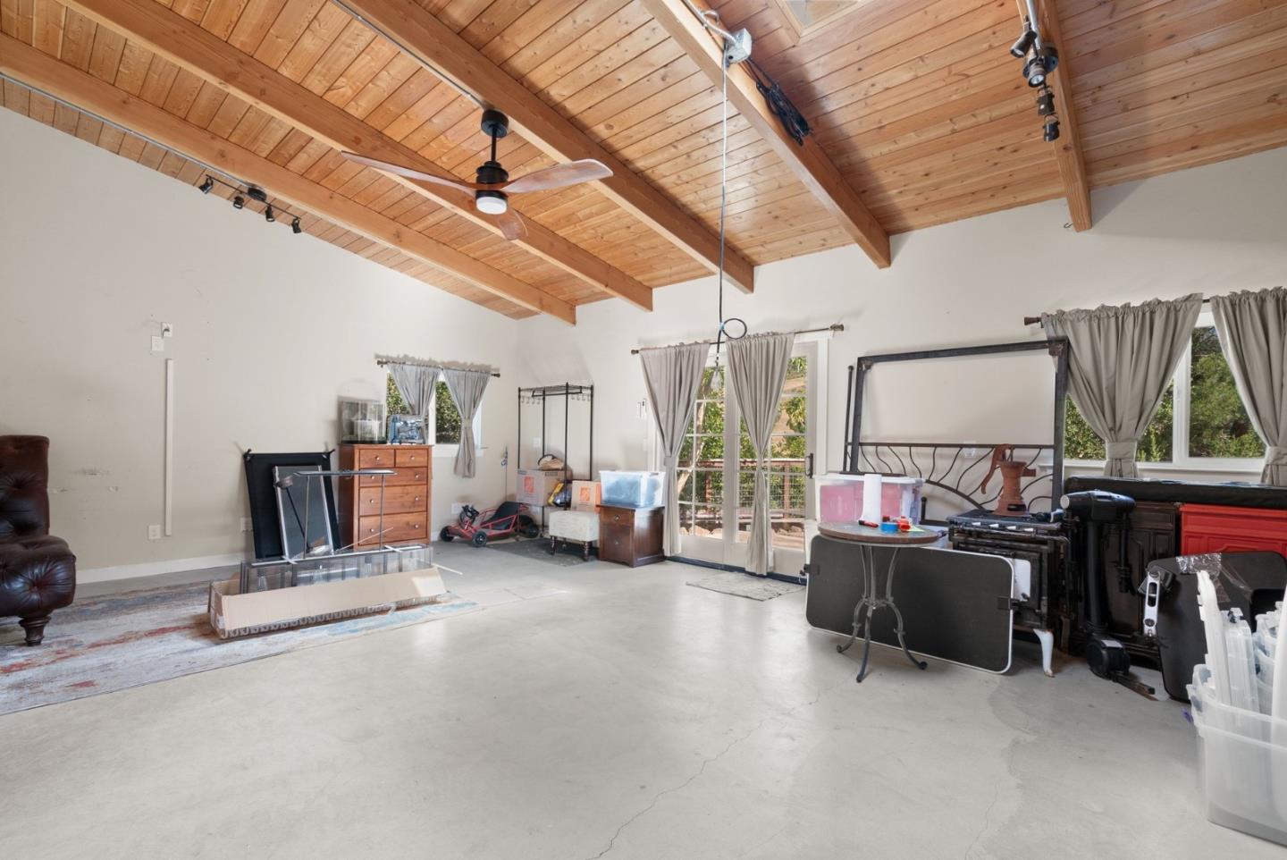2240 N Rodeo Gulch RD