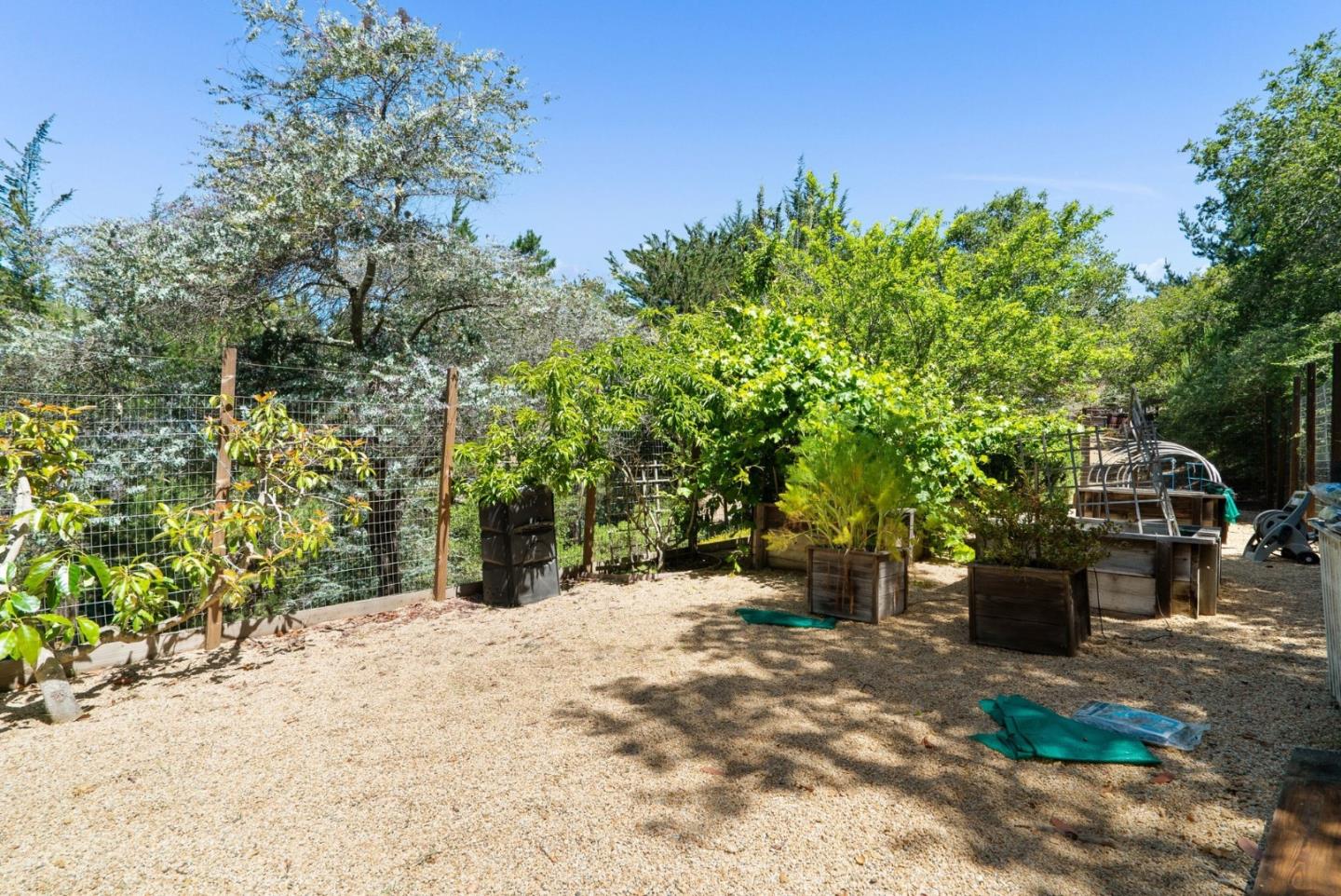 2240 N Rodeo Gulch RD
