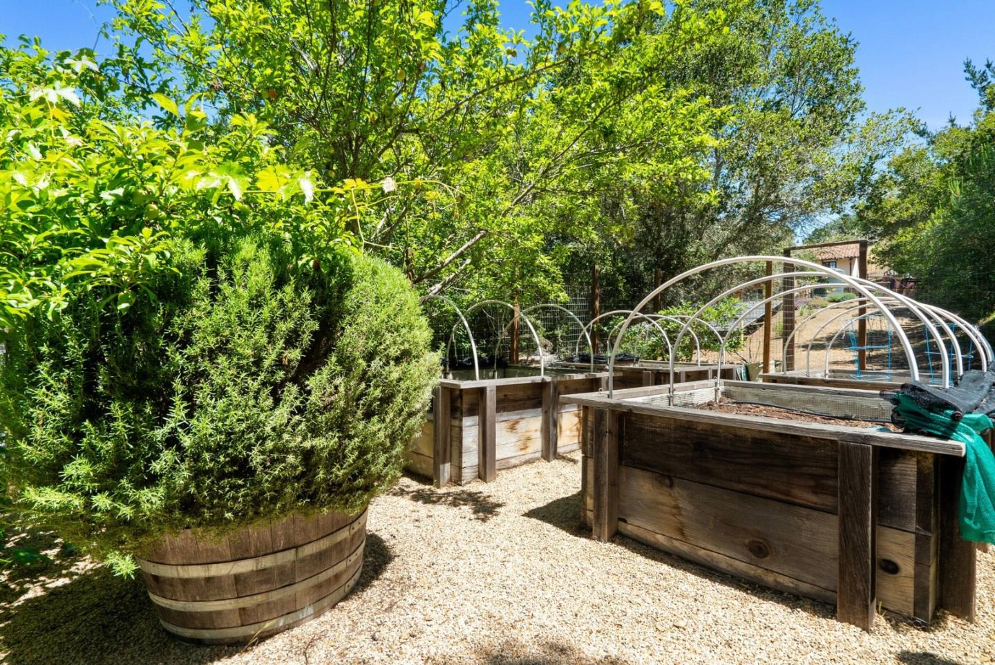 2240 N Rodeo Gulch RD