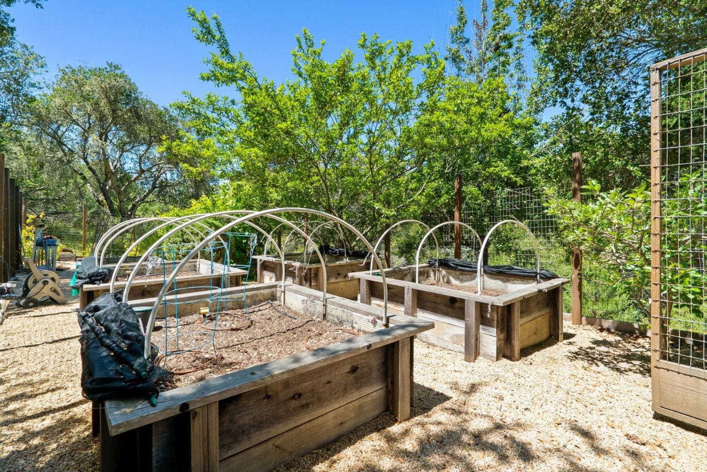 2240 N Rodeo Gulch RD