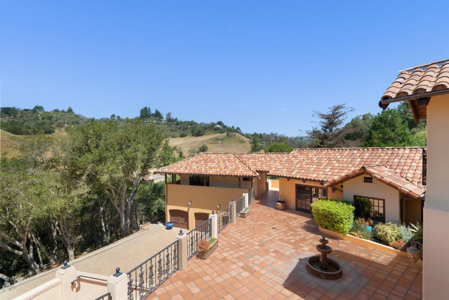 2240 N Rodeo Gulch RD