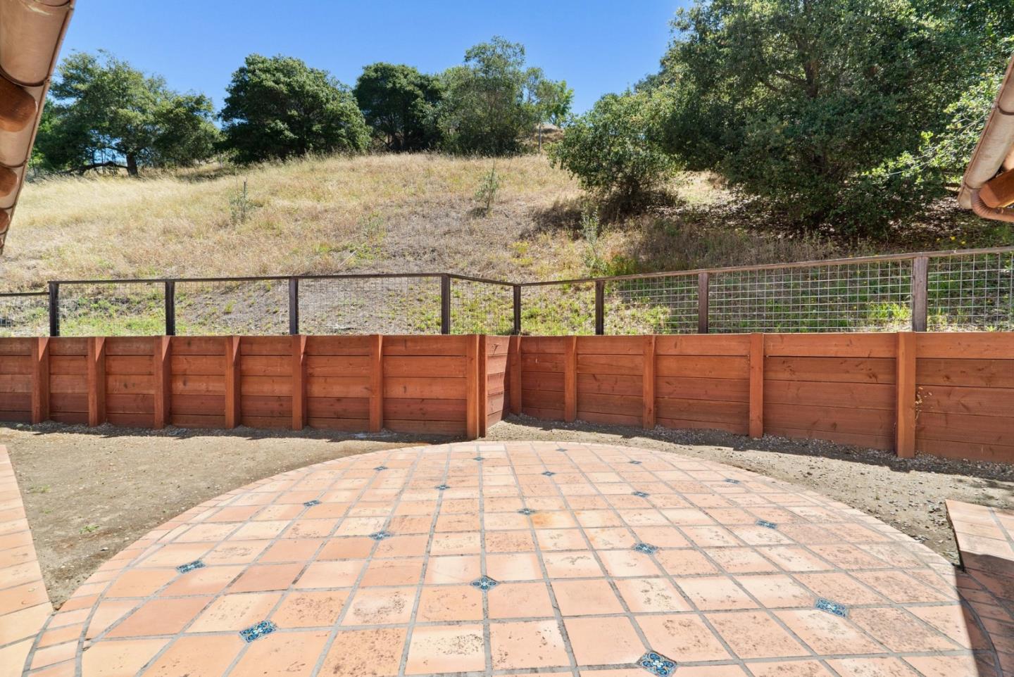 2240 N Rodeo Gulch RD