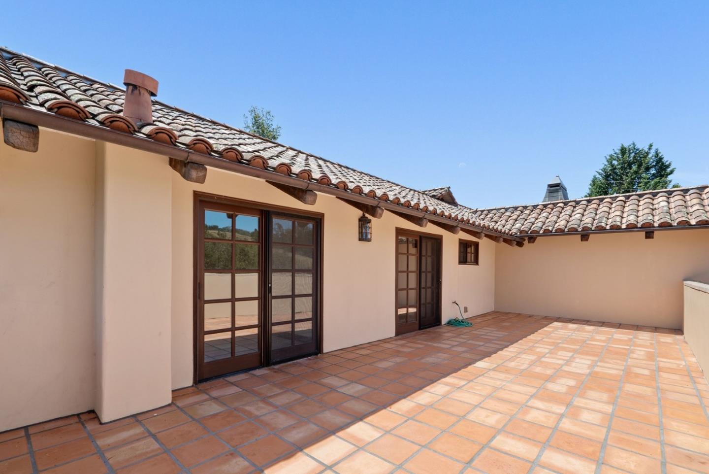 2240 N Rodeo Gulch RD