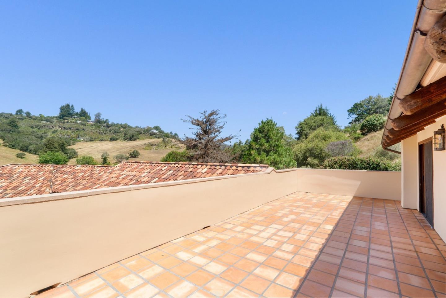 2240 N Rodeo Gulch RD