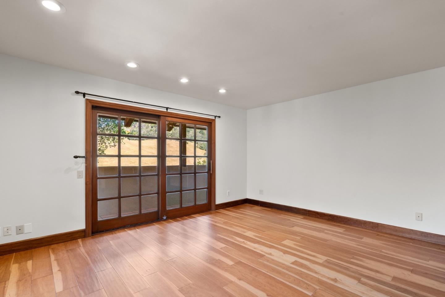 2240 N Rodeo Gulch RD