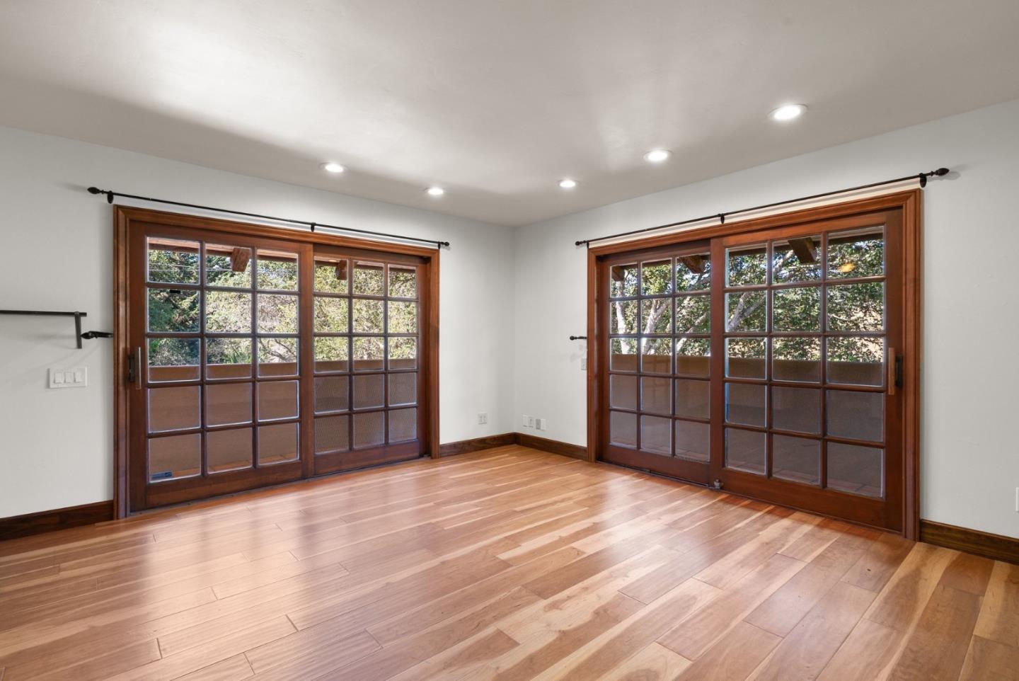 2240 N Rodeo Gulch RD