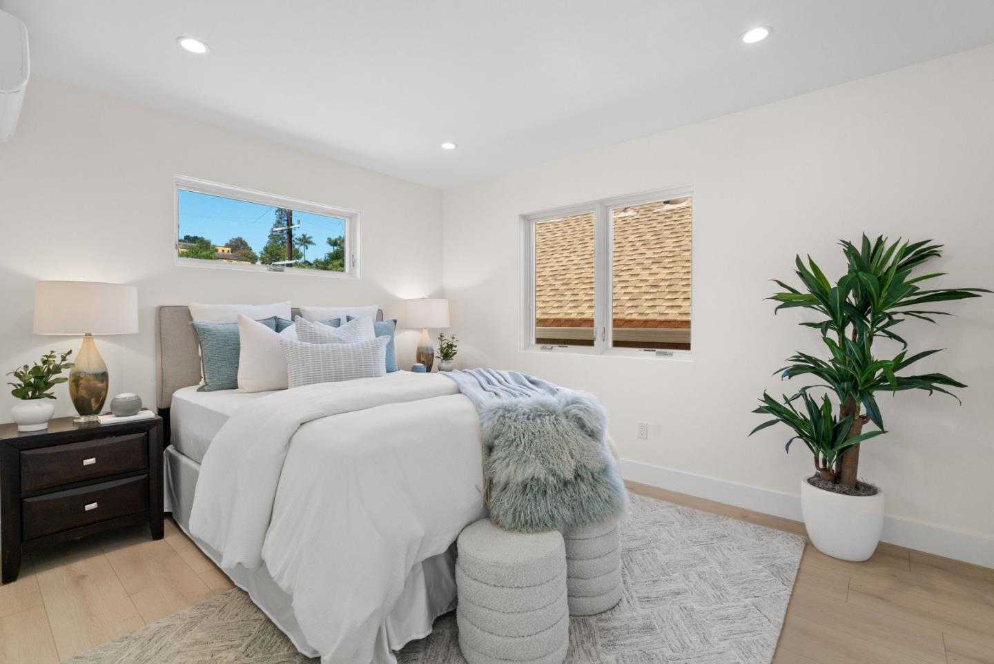 413 Capitola Avenue
