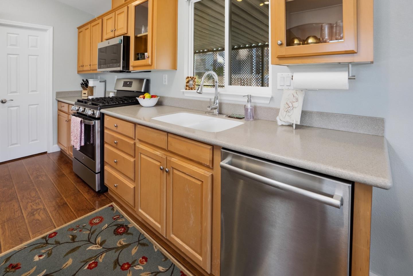 76 Leawood Drive Unit: 76