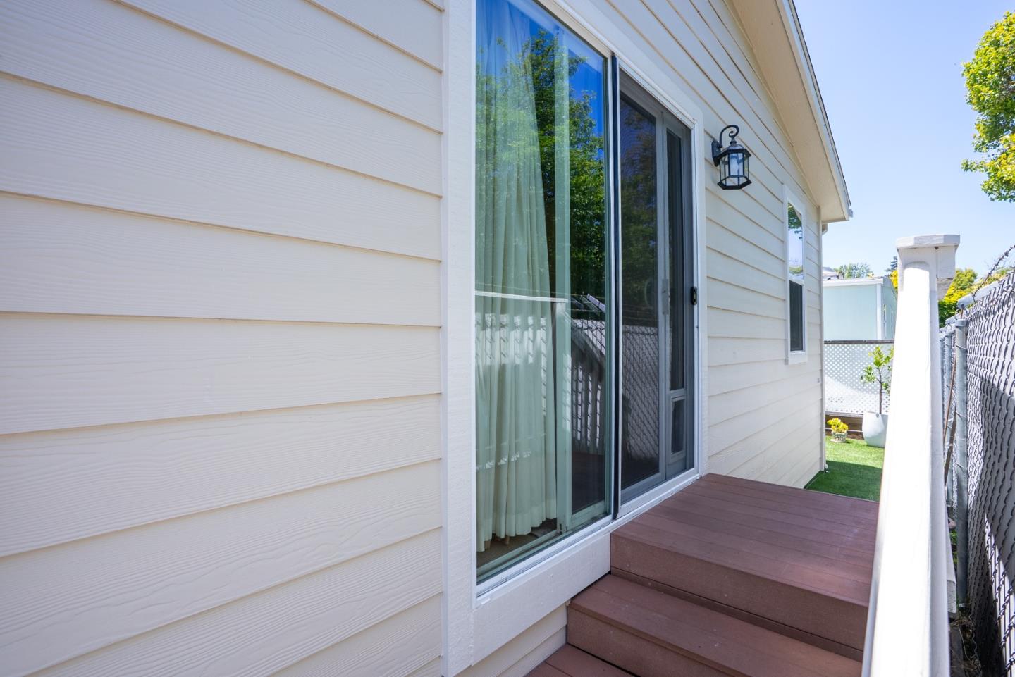 76 Leawood Drive Unit: 76