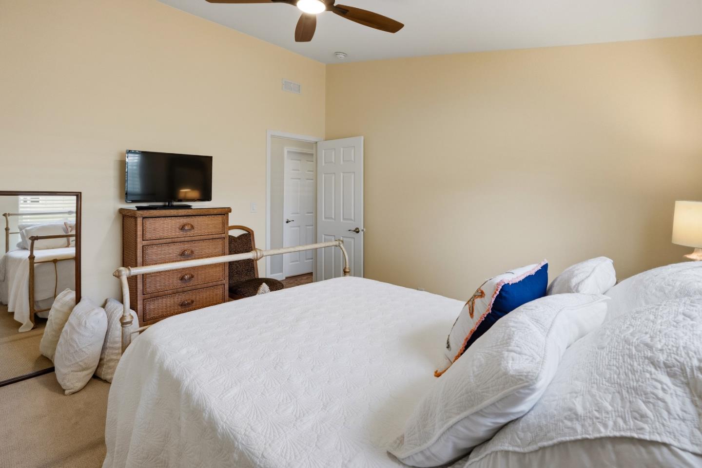76 Leawood Drive Unit: 76