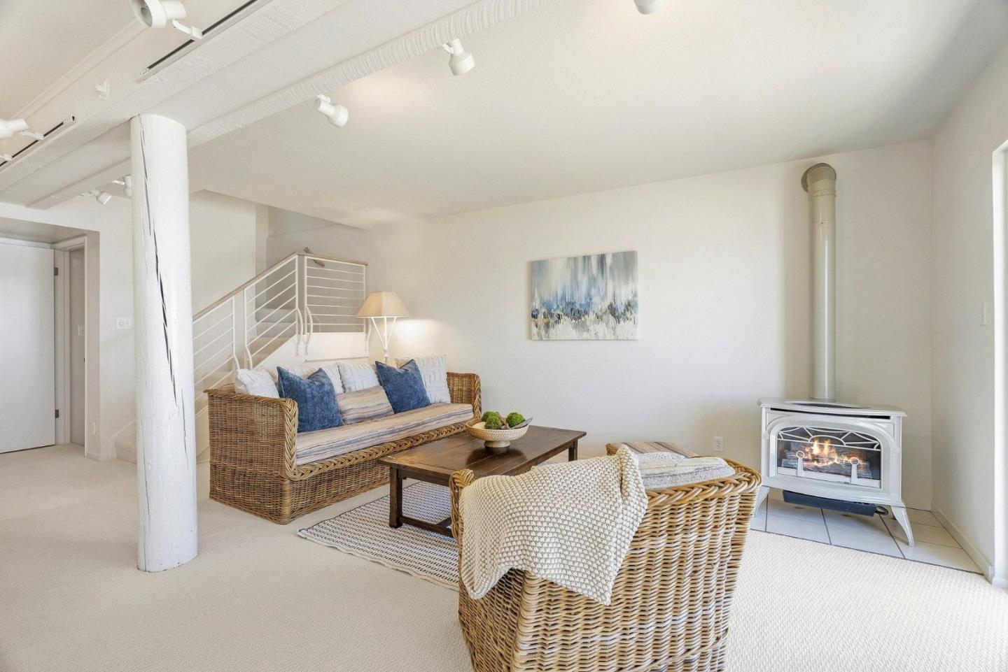 392 Oceanview Drive