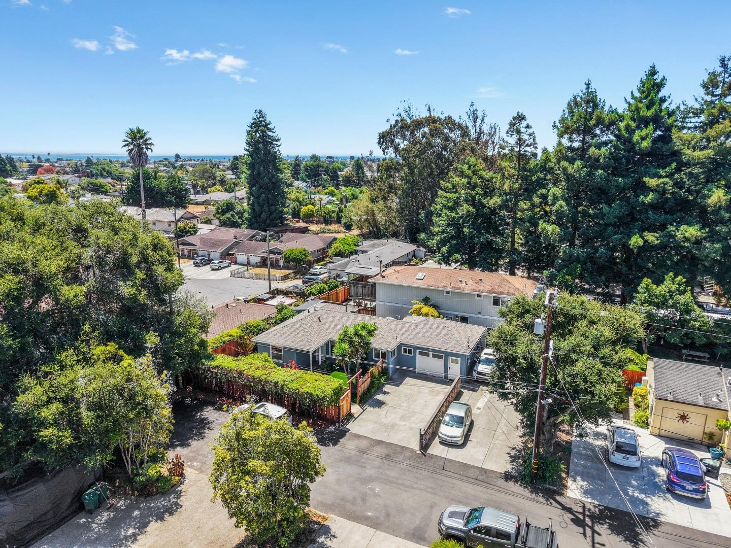 3052 Elda LN