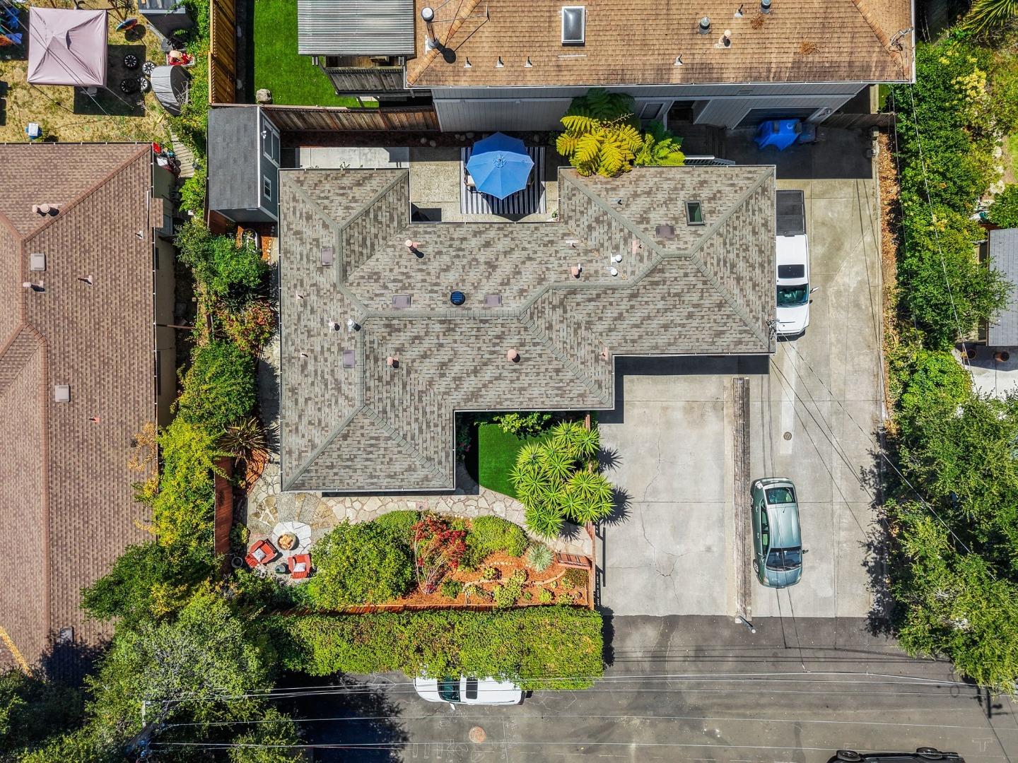 3052 Elda LN
