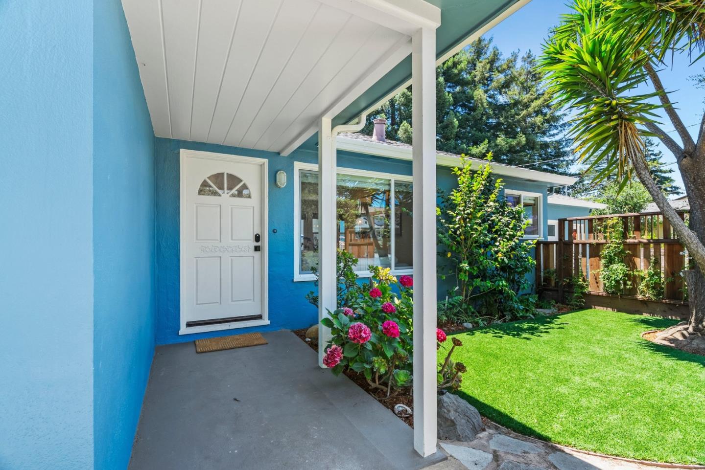 3052 Elda LN