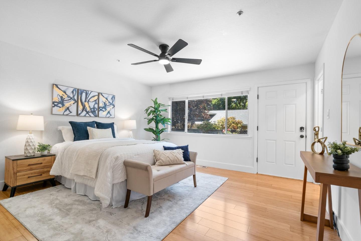 1921 16th AVE