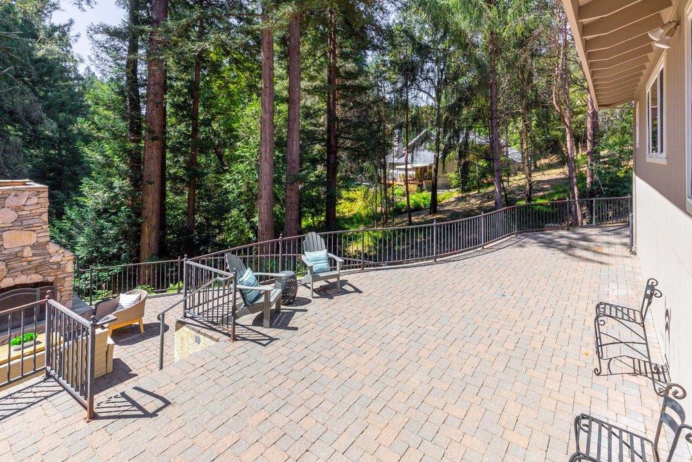 505 Thin Edge RD