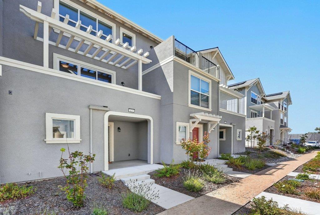 122 Skyline Vista WAY
