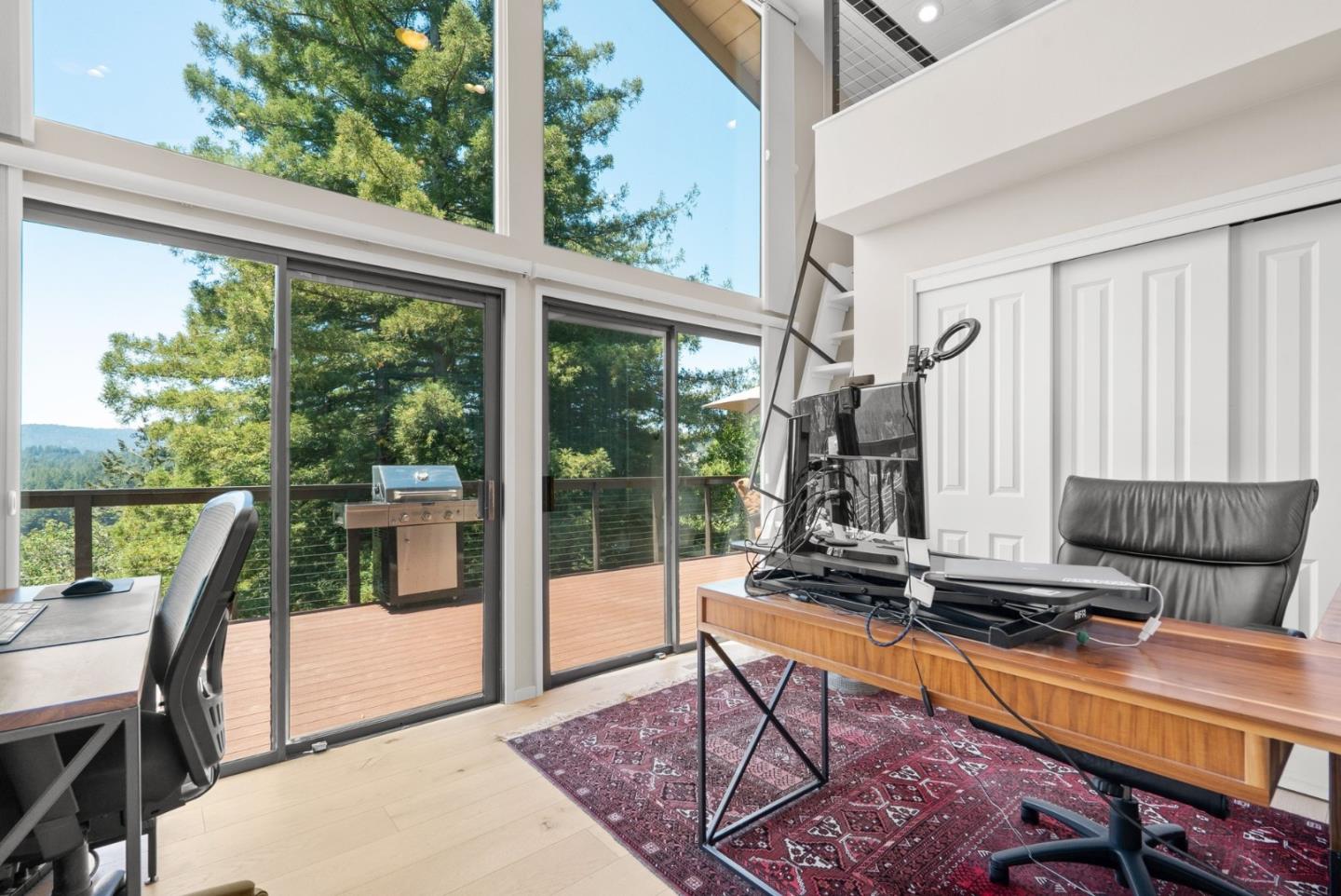 21 Kite Hill RD