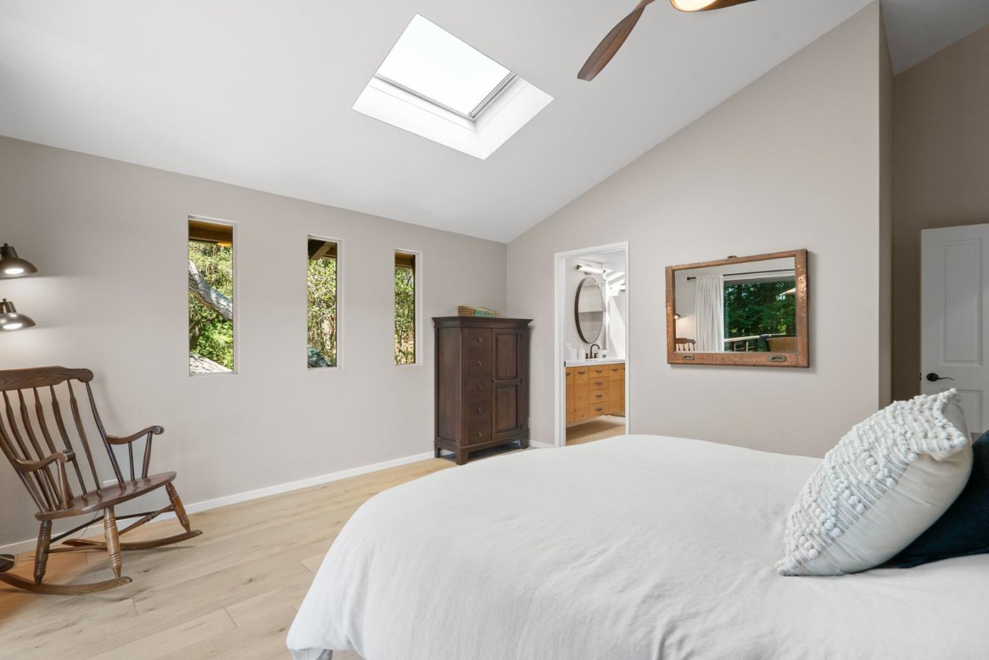 21 Kite Hill RD