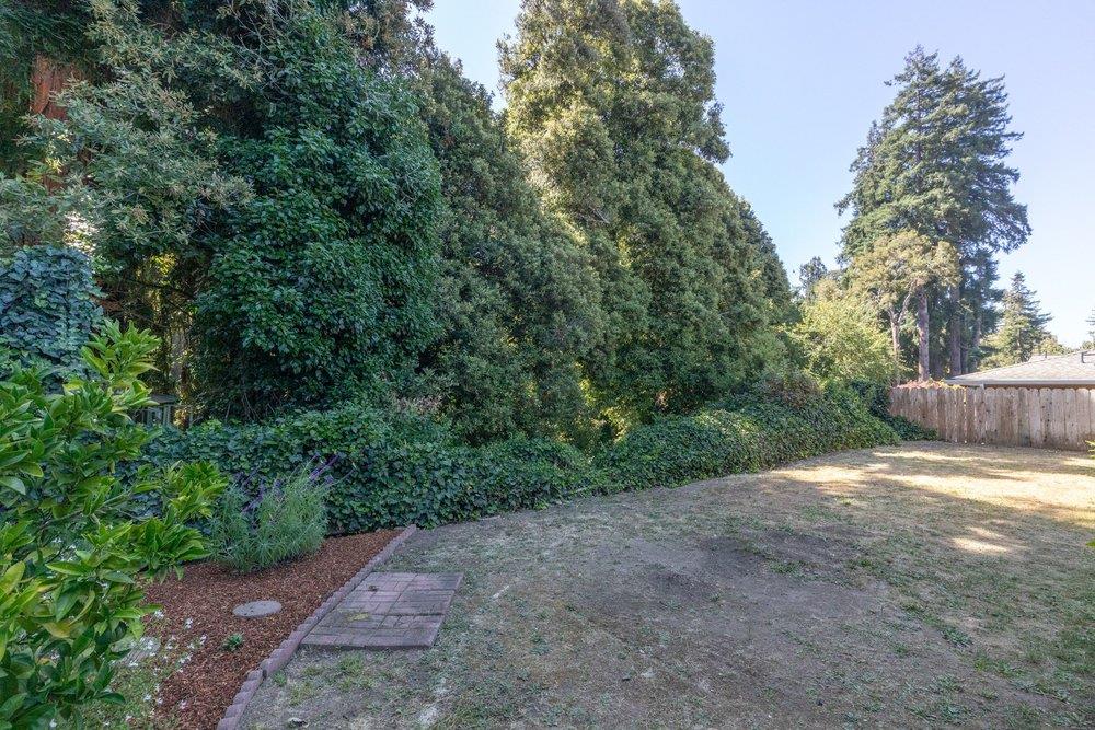 302 Coronado DR