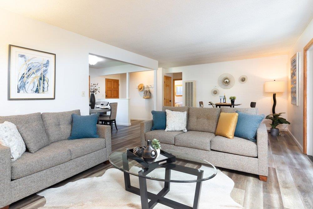 302 Coronado DR