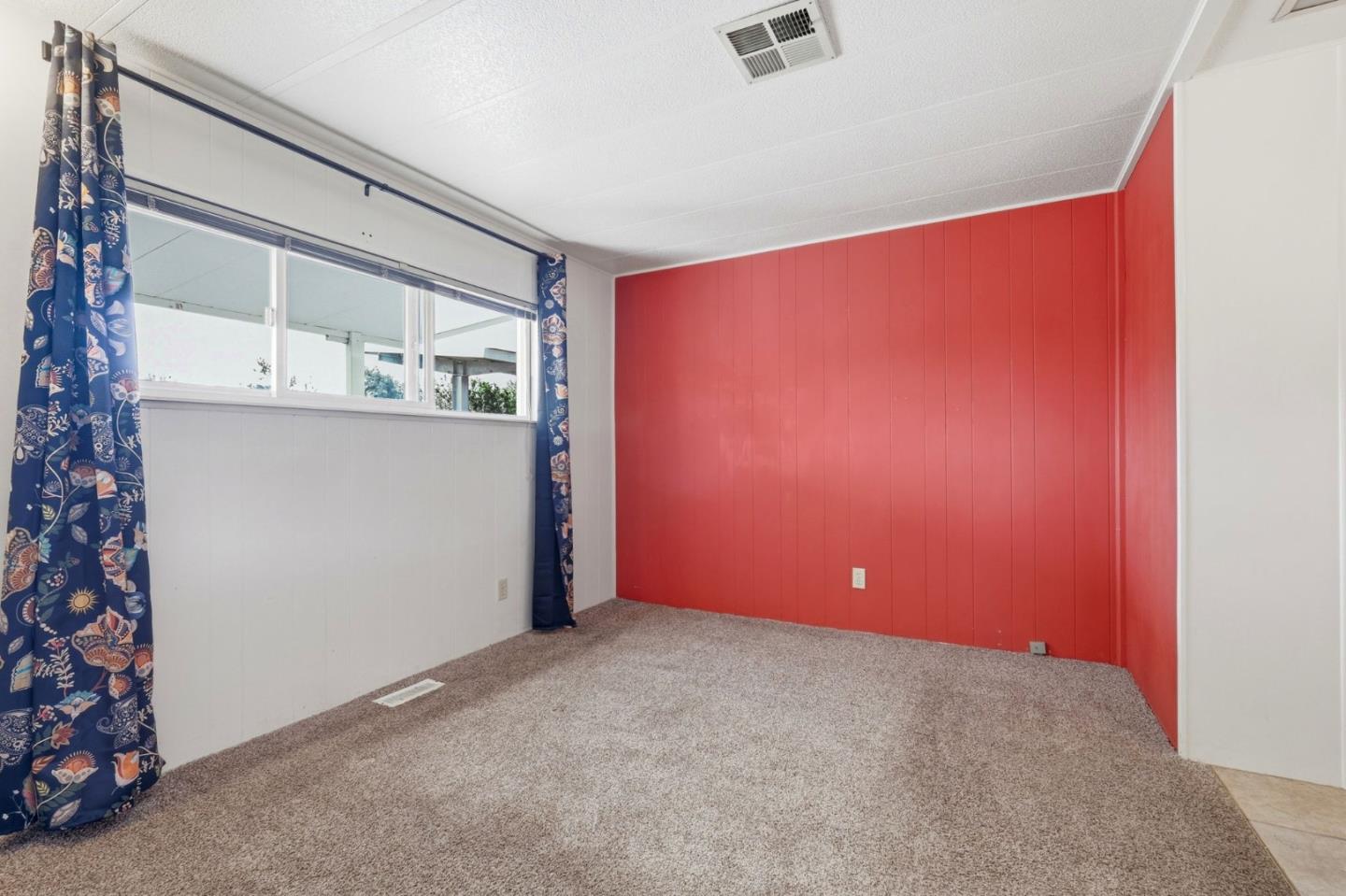 2395 Delaware Avenue 122