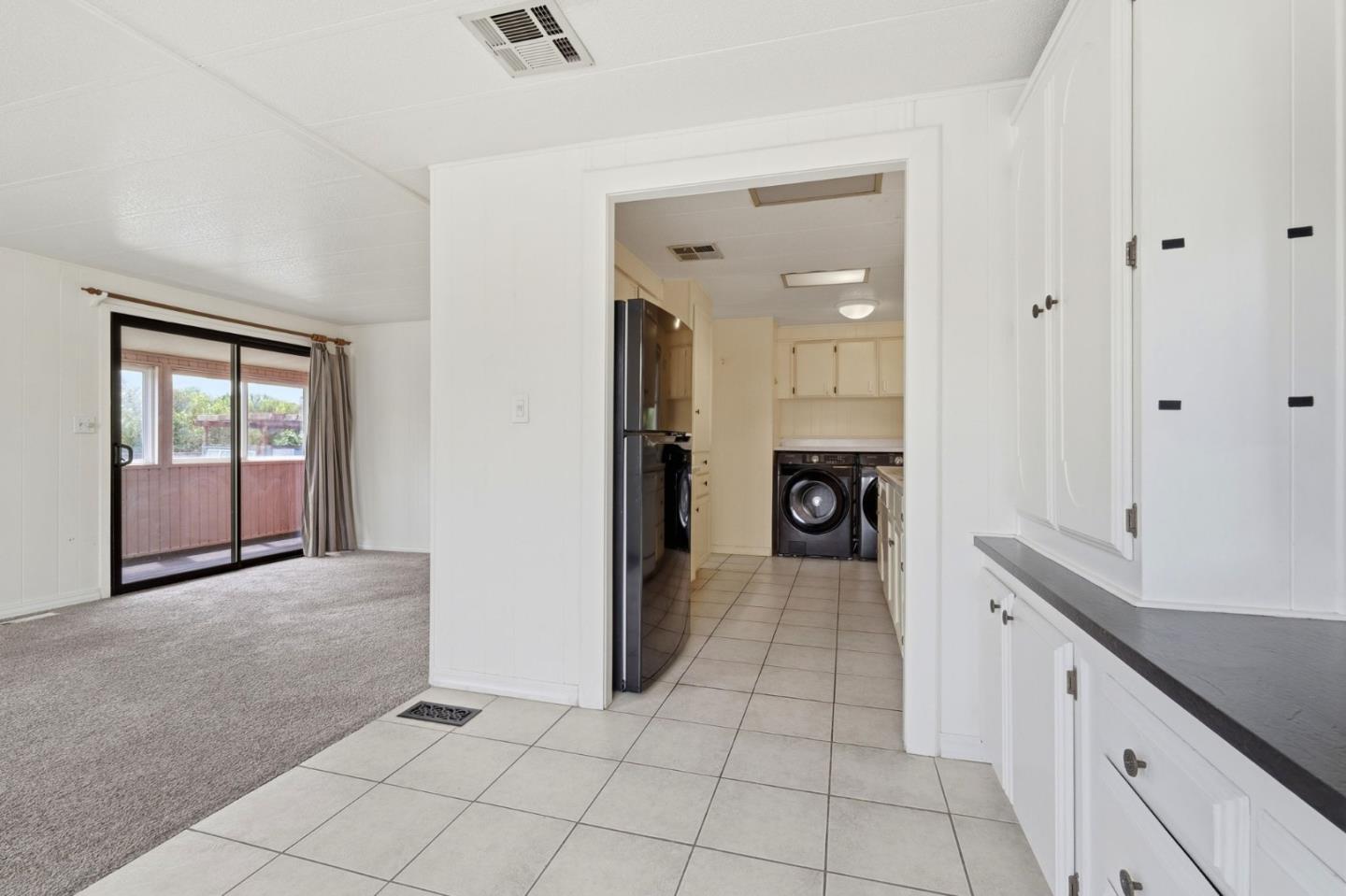 2395 Delaware Avenue 122