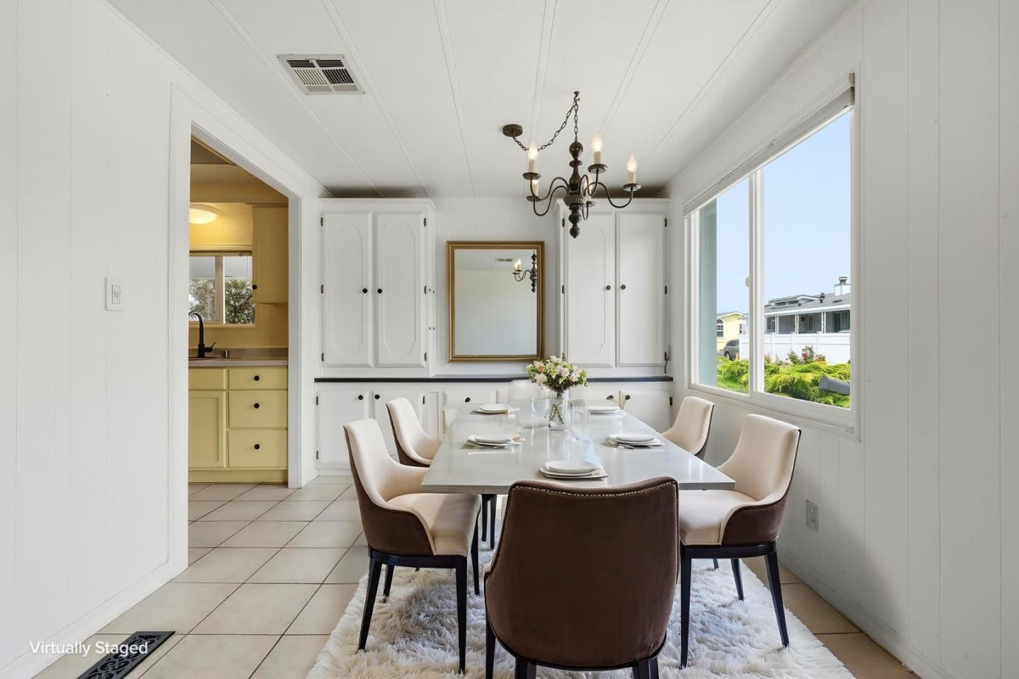 2395 Delaware Avenue 122
