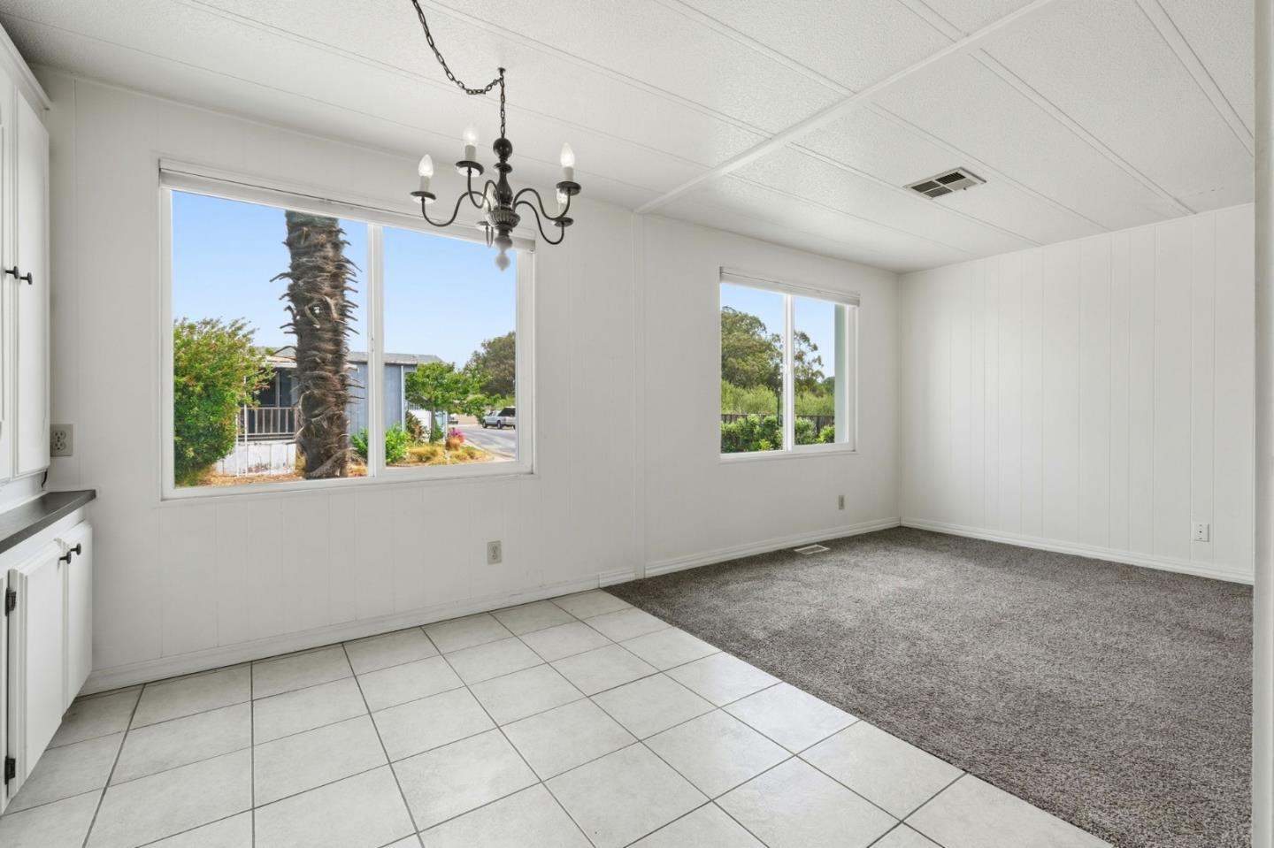 2395 Delaware Avenue 122