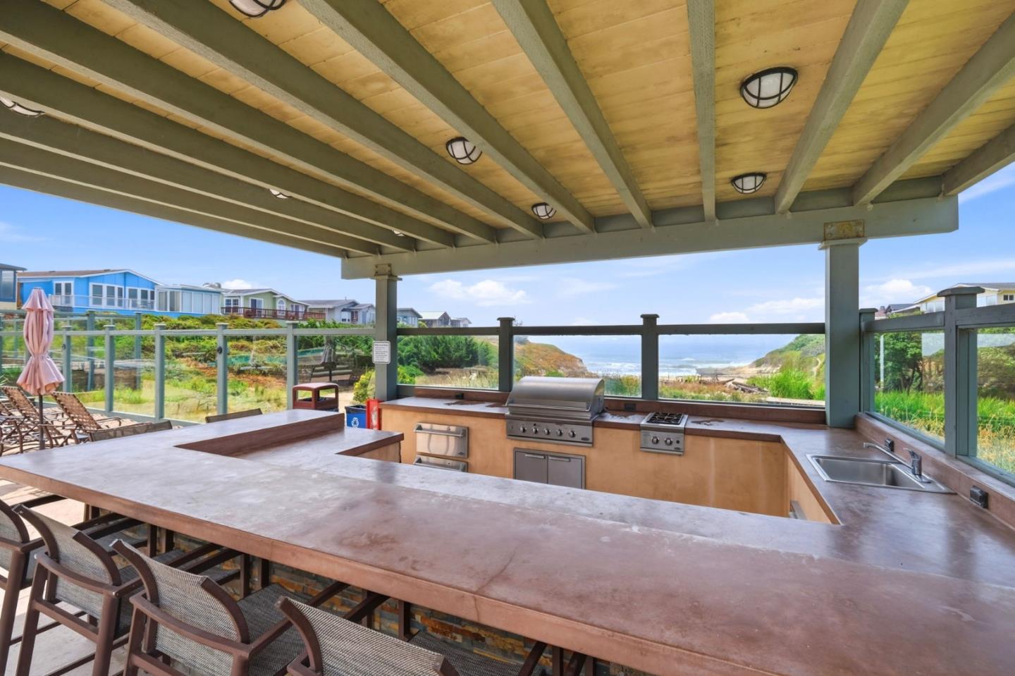 2395 Delaware Avenue 122