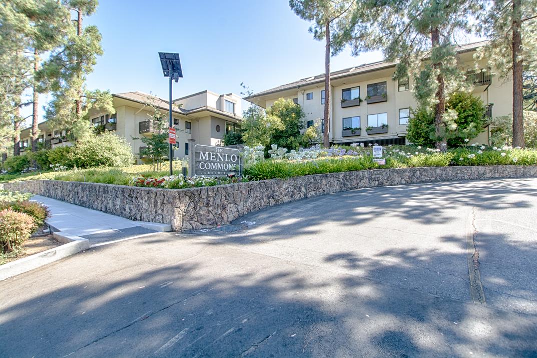 2140 Santa Cruz AVE B106